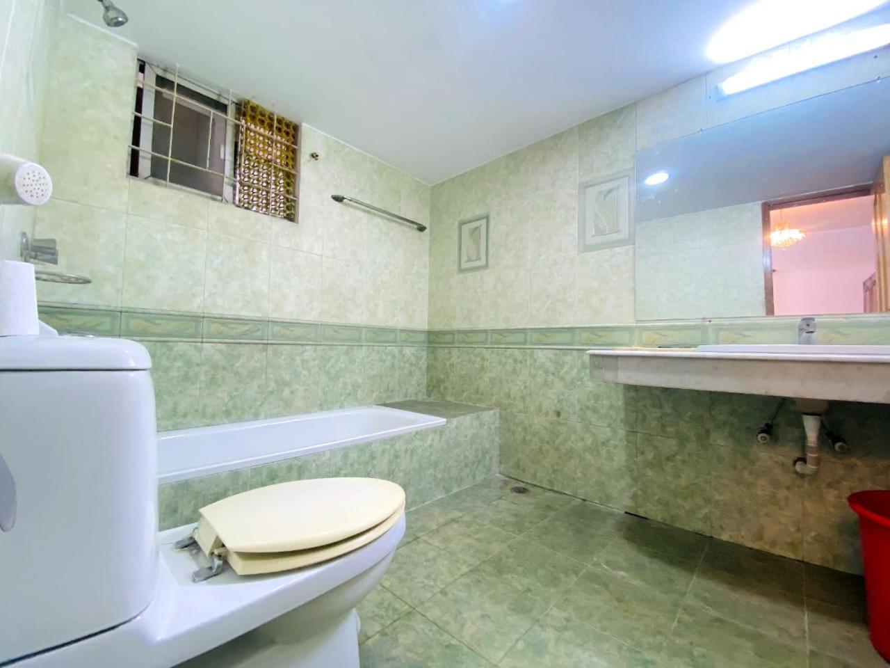 דאהקה Gulshan 1-Cozy Private Attached Bath Room Ac Tv & Netflix מראה חיצוני תמונה