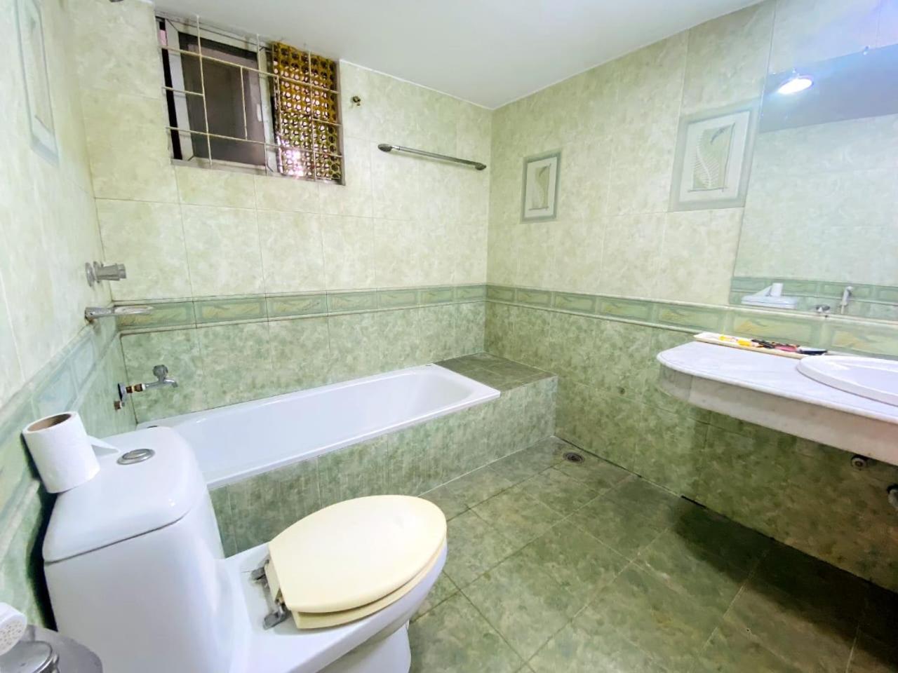 דאהקה Gulshan 1-Cozy Private Attached Bath Room Ac Tv & Netflix מראה חיצוני תמונה